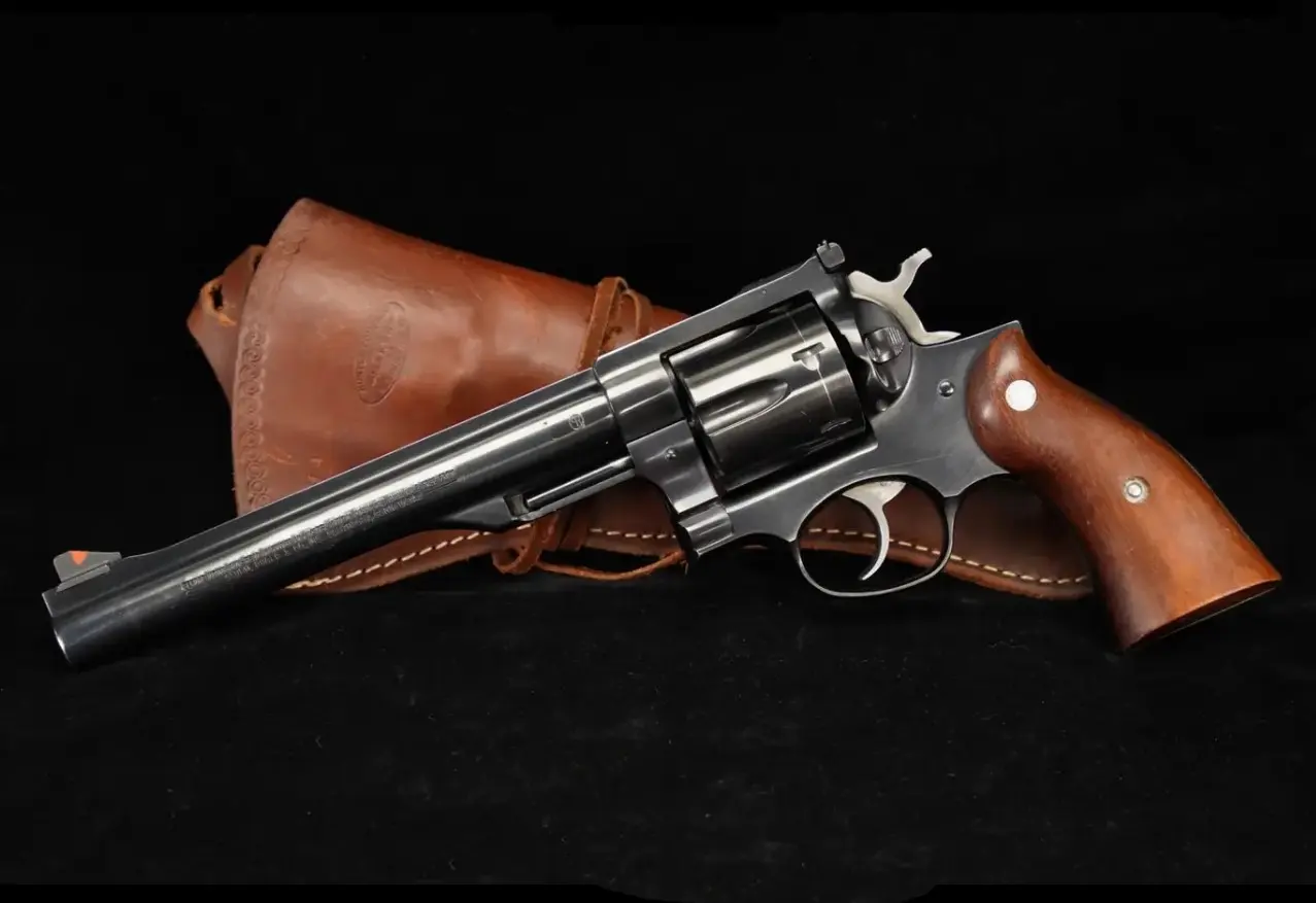 Ruger Redhawk revolver with leather holster