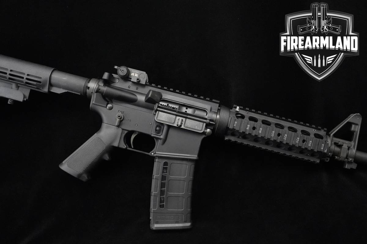 Colt M4A1 Carbine 5.56 NATO AR-15 AR15 AR 16" Colt AR-15-AR15 AR M4-A1 MAGS