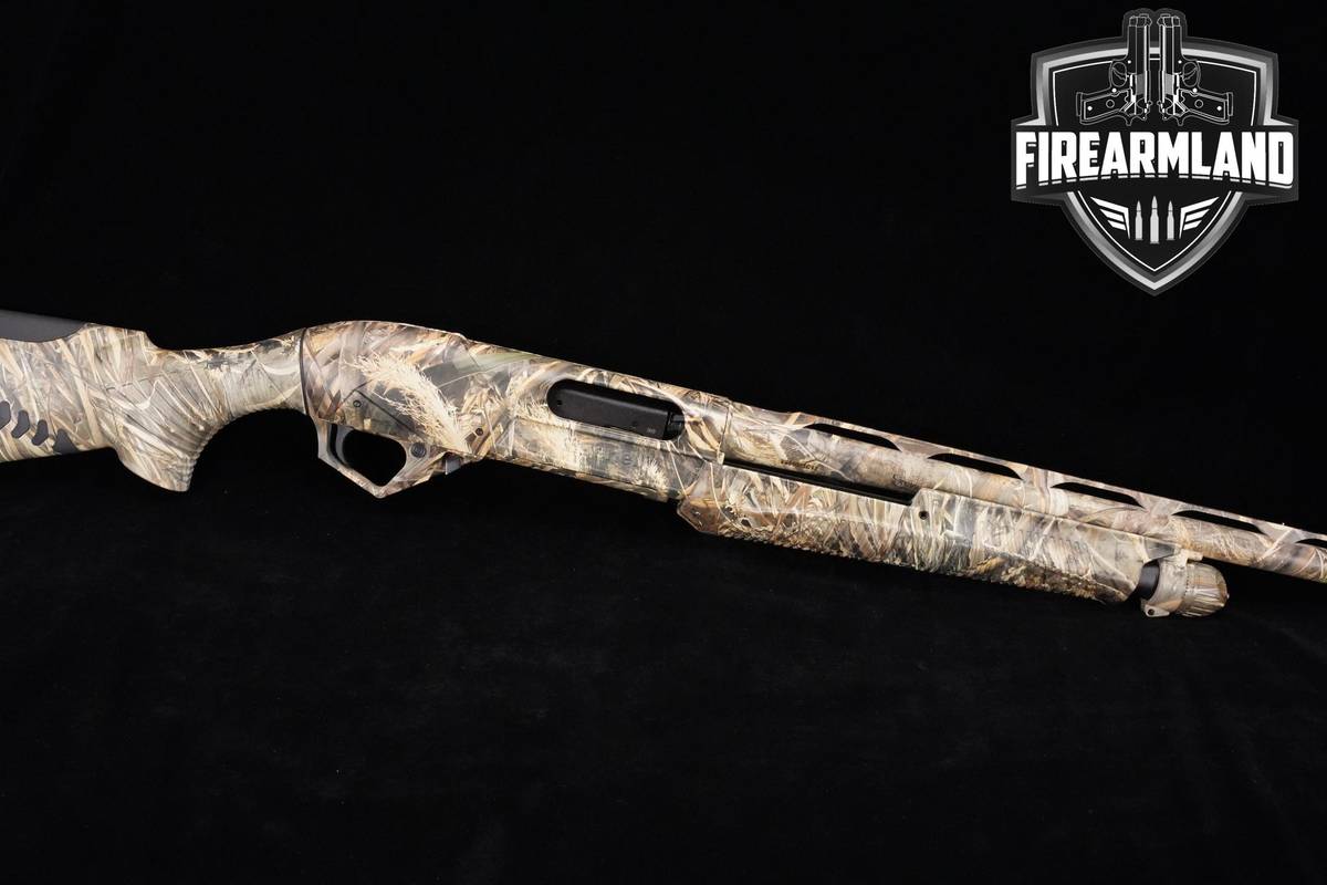 Benelli Super Nova 12-Gauge 25.5" Realtree Max-5 Benelli VENT RIB