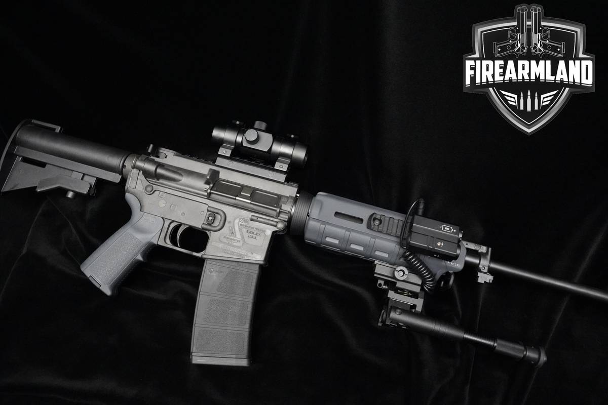 Bushmaster Carbon-15 5.56 NATO 16" AR-15 AR15 AR Bushmaster-Carbon-15 OPTIC