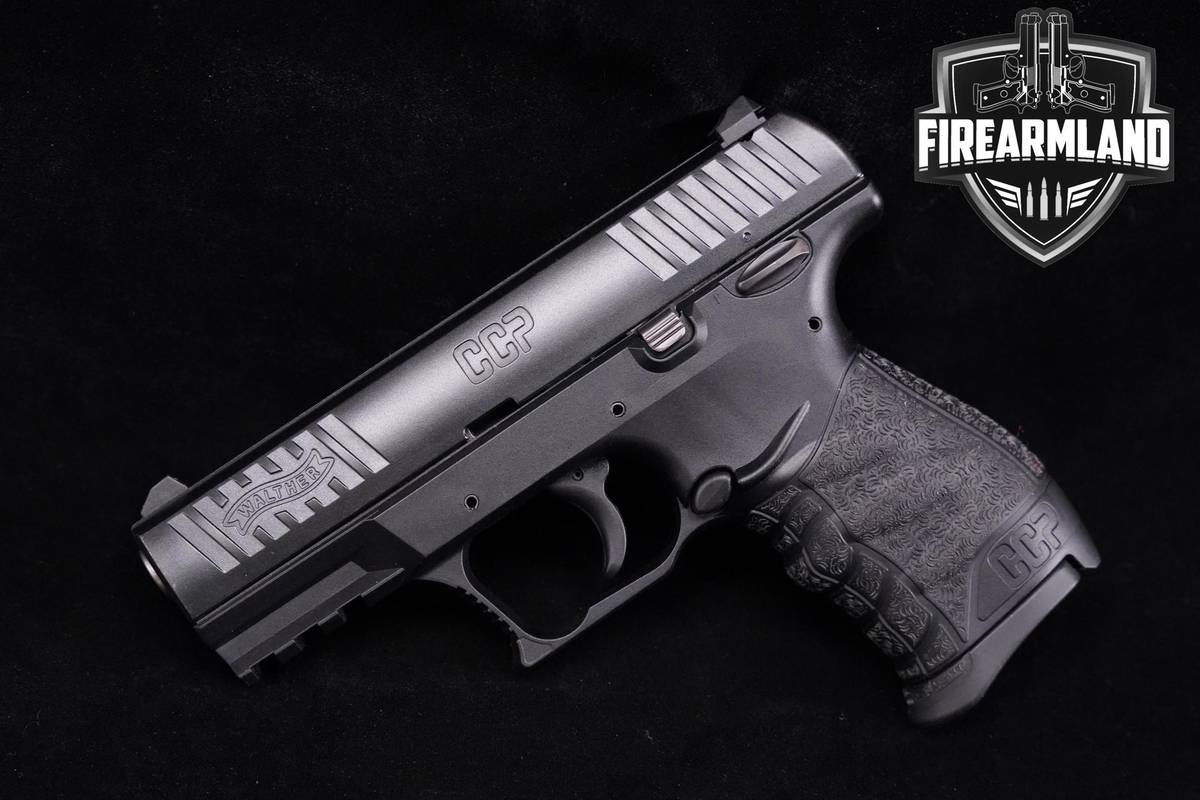 Walther CCP 9mm 3.5 +2 MAGS & ORIG CASE