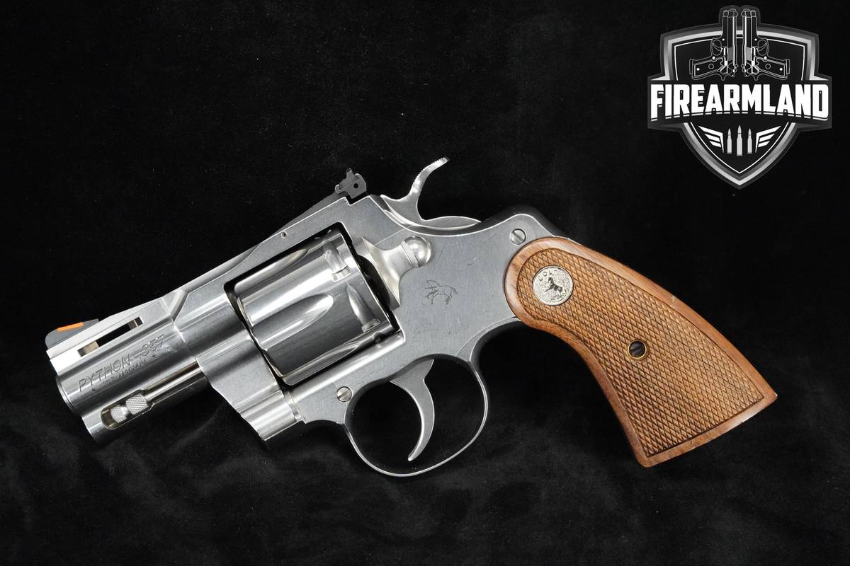 STUNNING Colt Python 357 Magnum 2.5" Stainless Steel Colt-Python +ORIG CASE