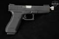 Glock G22 Gen 2 .40 S&W Black in Excellent Condition Image 5