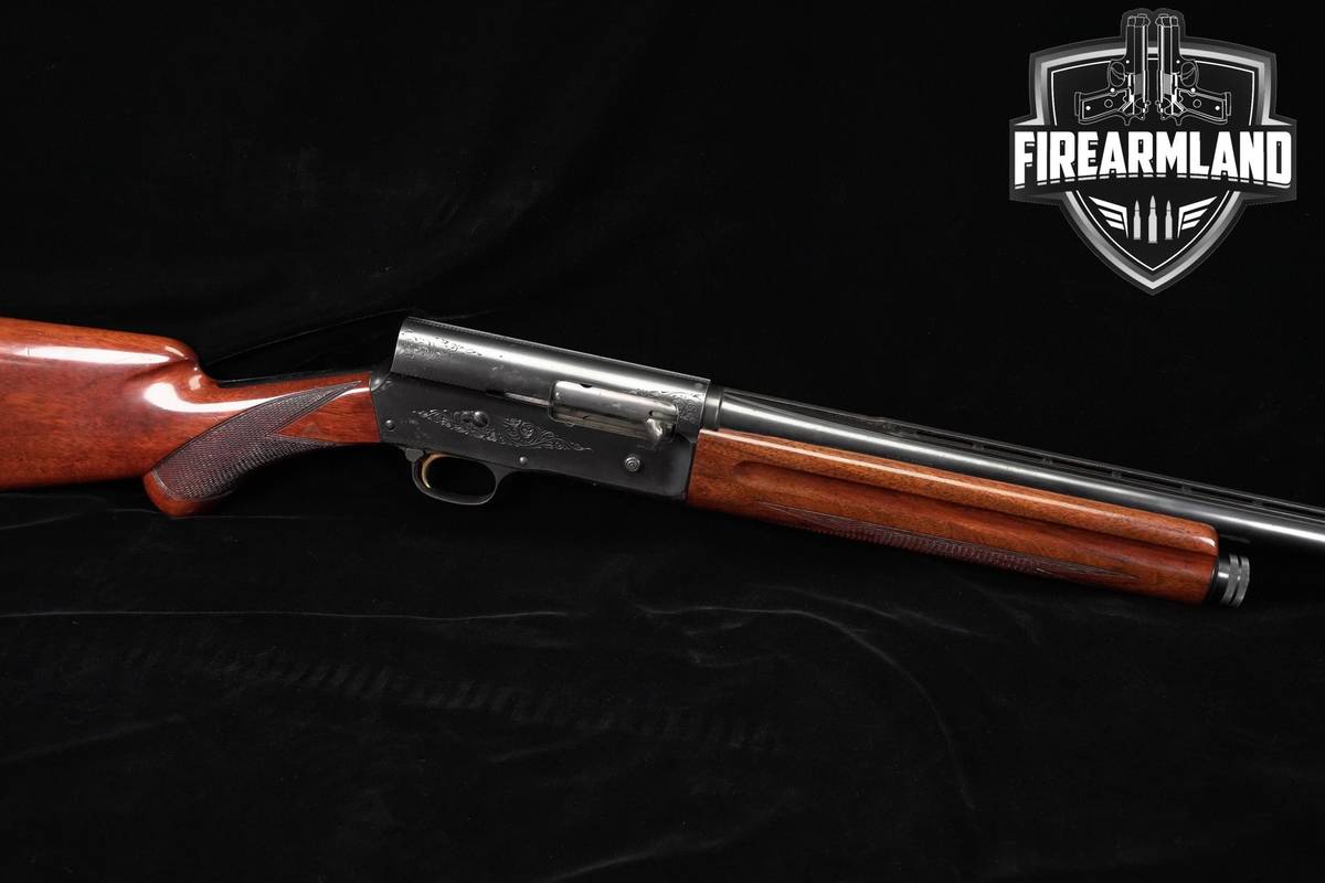 VINTAGE 1961 Browning Auto-5 Light Twenty 20-Gauge 26" Blued A5 2 3/4"