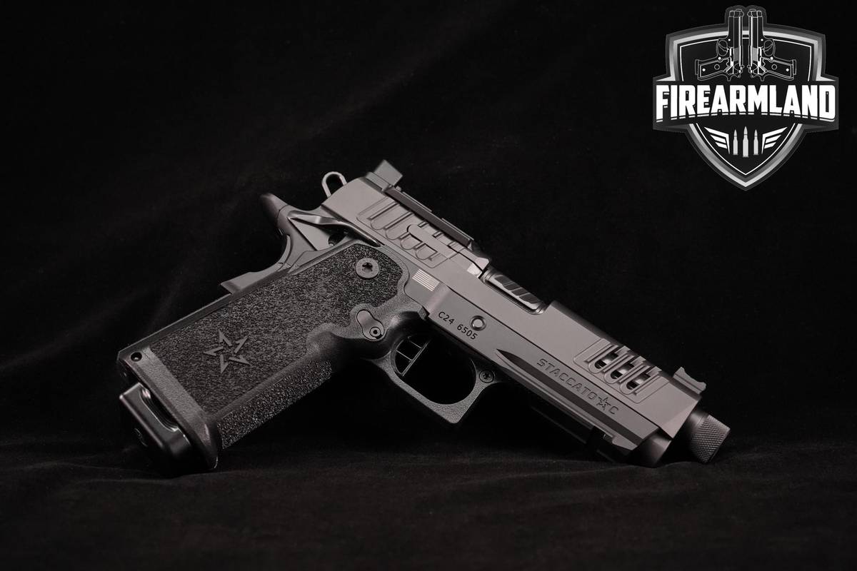 Staccato STI C 2011 9mm 4.6" Black DLC +2 MAGS & ORIG CASE