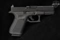 Glock G19 Gen5 9mm Luger Black in Excellent Condition Image 4