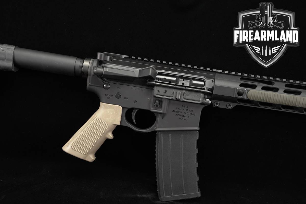 Spikes Tactical ST-15 Waterboarding Instructor 5.56 NATO AR15 AR 10.5" Aero