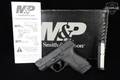 Smith & Wesson (S&W) M&P40 Shield .40 S&W Black in Excellent Condition Image 2