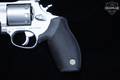 Taurus M992 Tracker .22 LR, .22 Magnum. Stainless Steel in Excellent Condition Image 3