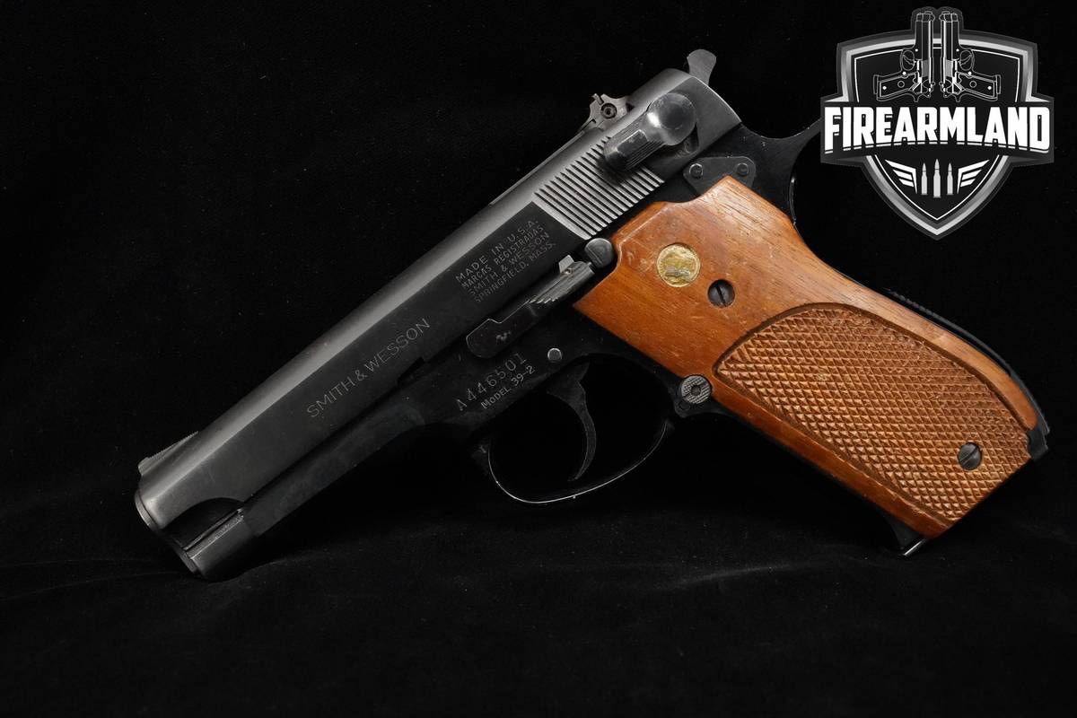 Smith & Wesson (S&W) Model 39-2 9mm 4" Blued S&W 39-2 DA/SA