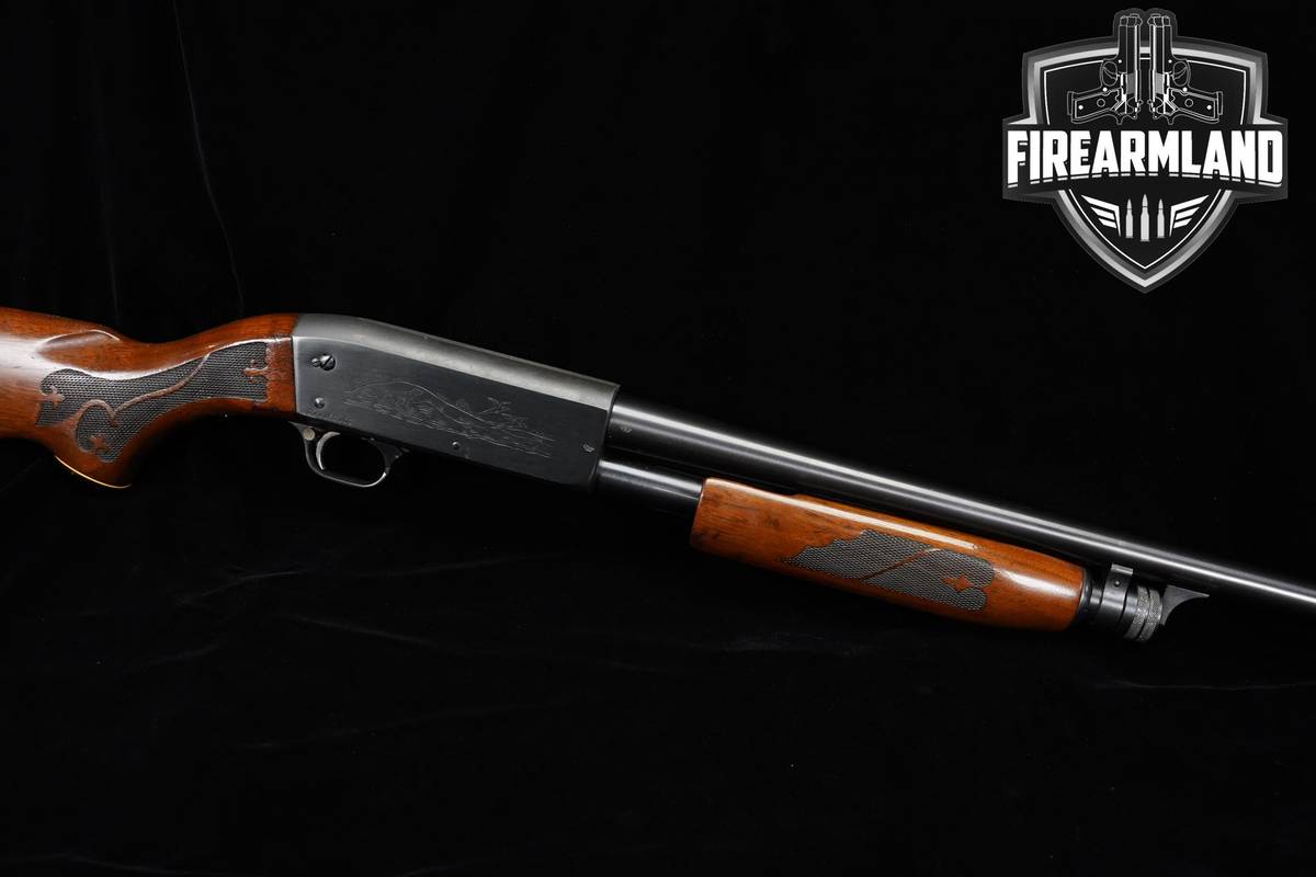 VINTAGE 1971 Ithaca Model 37 Featherlight 12-Gauge 28 Walnut 2 3/4" Shotgun
