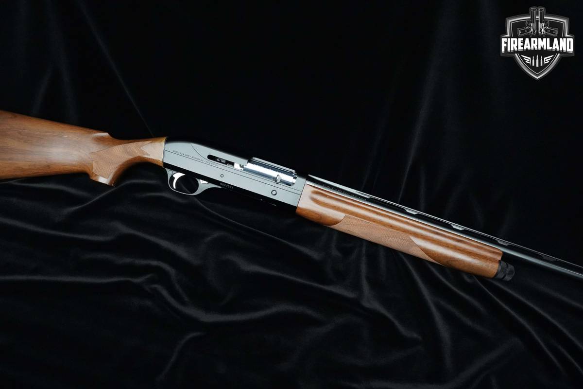 Benelli Montefeltro Super 90. 20-Gauge 26" Italy 4+1 VENT RIB Benelli 20-Ga