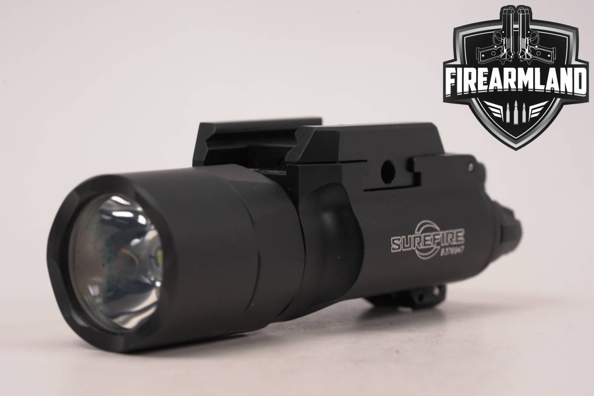 SureFire X300 Ultra 1000 Lumens & 11,300 Candela Weapon Light X-300