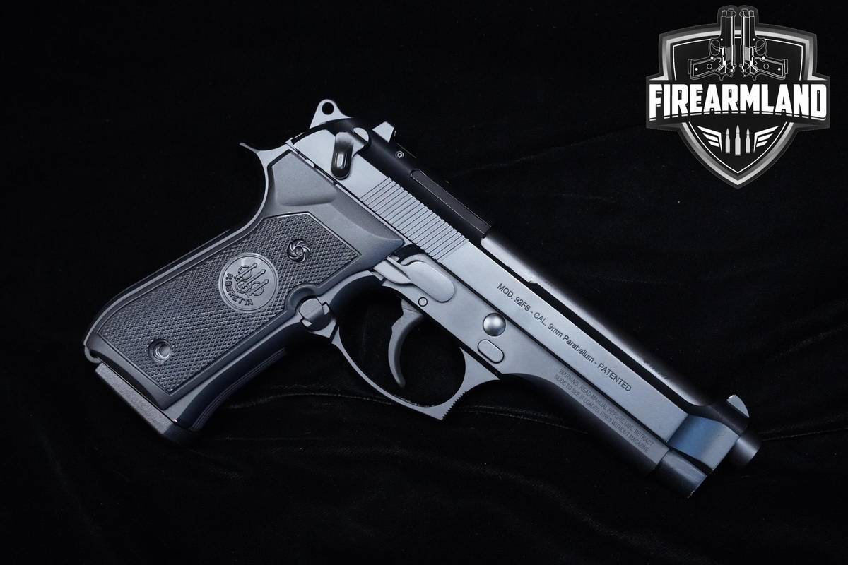 Beretta 92 FS 9mm 4.9" Black Bruniton Beretta 2 MAGS & ORIG CASE
