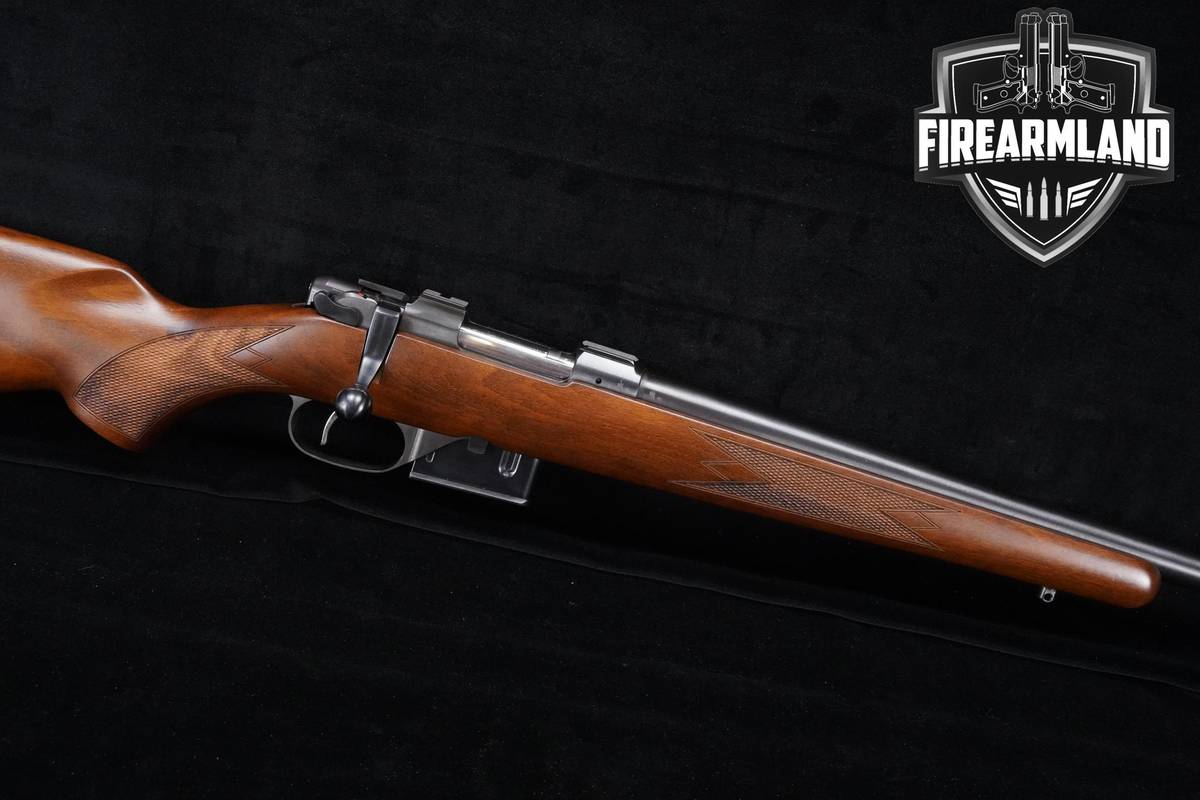 LIKE-NEW Discontinued CZ 527 Varmint 204 Ruger Mauser 25.5" Blued & Walnut