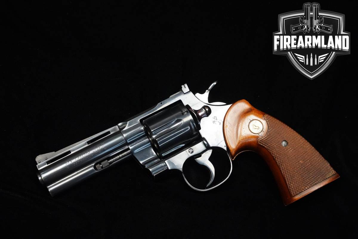 NEAR MINT 1968 Colt Python 357 Magnum 4" Blued Colt-Python ORIG BOX