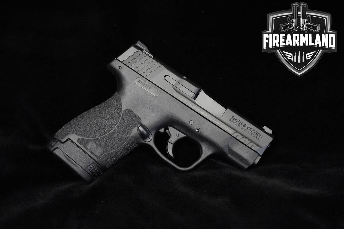 Smith & Wesson (S&W) M&P9 Shield M2.0 9mm Armornite S&W-M&P9 M&P-9 +3 MAGS