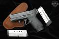Smith & Wesson (S&W) M&P40 Shield .40 S&W Armornite in Excellent Condition Image 2