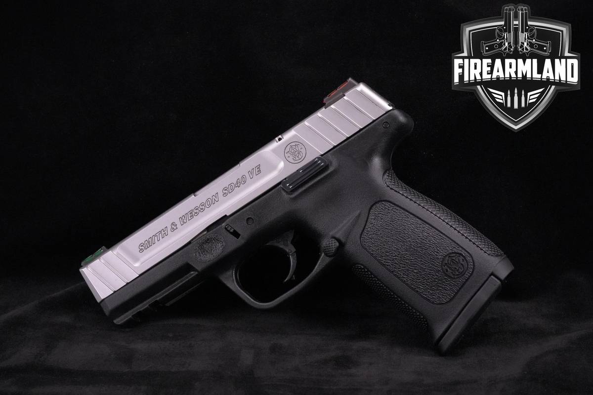 COMPLIANT Smith & Wesson (S&W) SD40VE 9mm 4" Two-Tone SD40-VE +3 MAGS