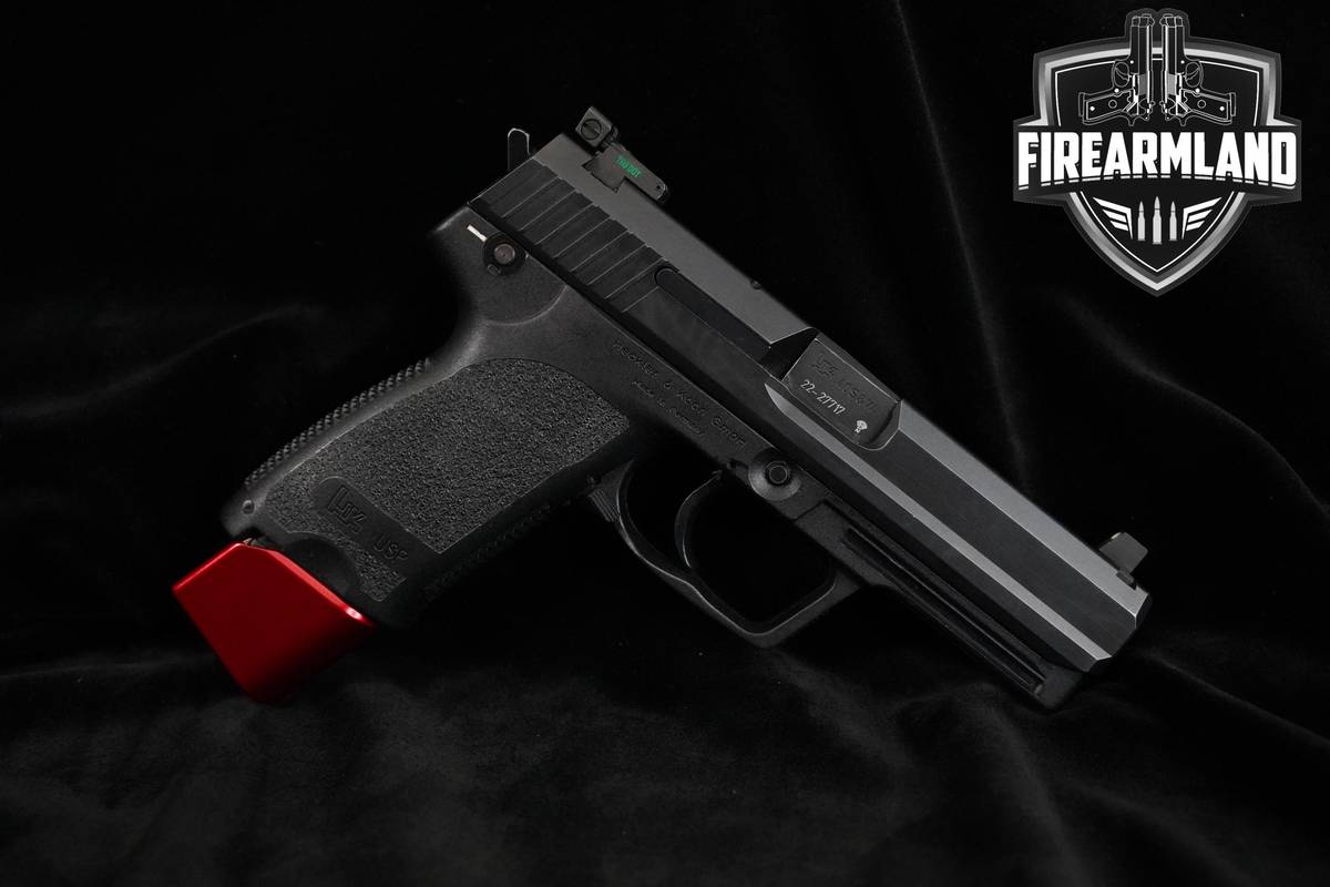 Heckler & Koch (H&K-HK) USP V1 40 S&W 4.25" H&K-HK USP +3 MAGS