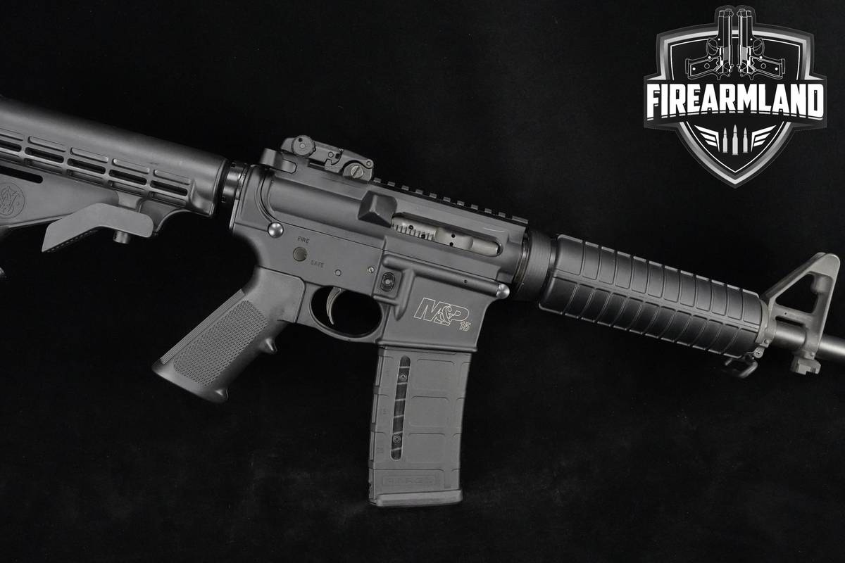 Smith & Wesson (S&W) M&P-15 Sport 5.56 NATO AR-15 AR15 AR S&W AR-15-AR15 AR