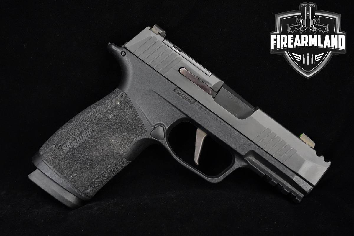 Sig Sauer P365 XMacro 9mm Nitron Sig-Sauer P365-XMacro  +3 MAGS & ORIG CASE