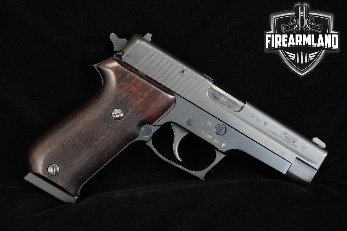 Sig Sauer P220 45 ACP 4.4" Sig Sauer-P220 P-220 CCW DUTY+4 MAGS & ORIG CASE