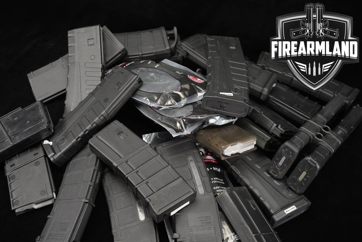 TWENTY-FIVE (25) AR-15 Polymer 30 Round Magazines AR15 Mags