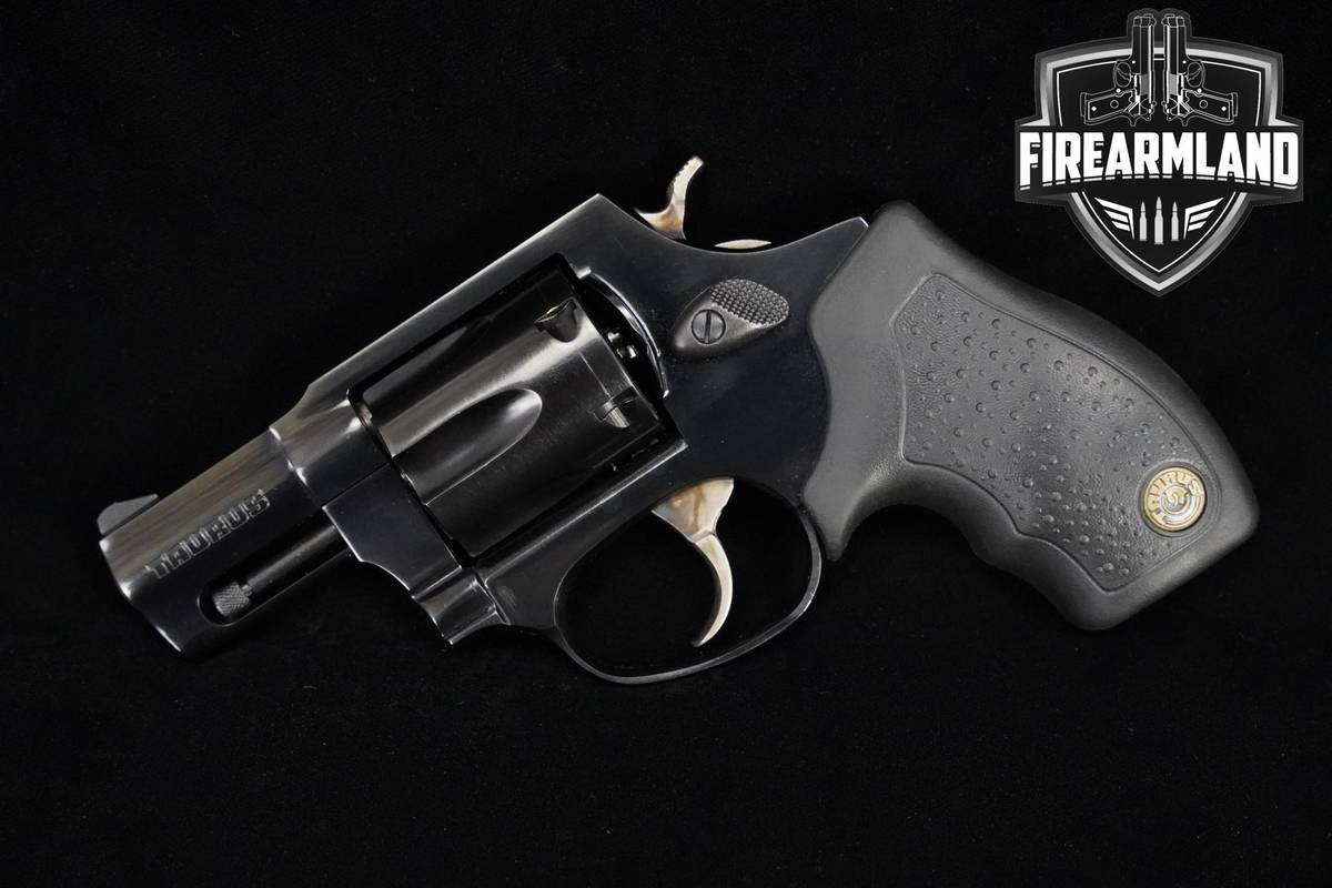 SNUB-NOSE Taurus Model 327 327-Federal-Magnum 2" Blued Taurus 327 +ORIG BOX