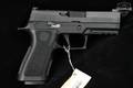 Sig Sauer P320 Carry Pro Agency Vault 9mm Luger Black in Like-New Condition Image 5