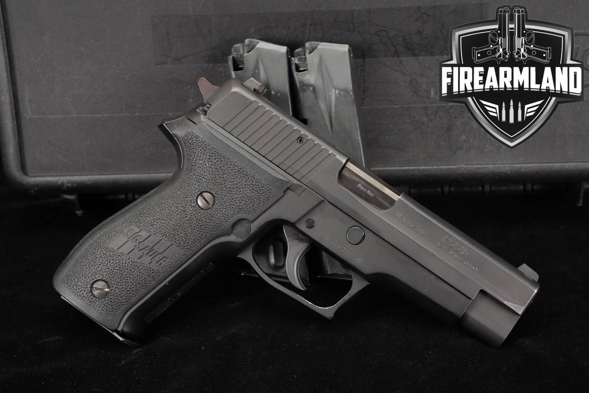 Sig Sauer P226 9mm 4.4" P 226 +3 MAGS & ORIG CASE