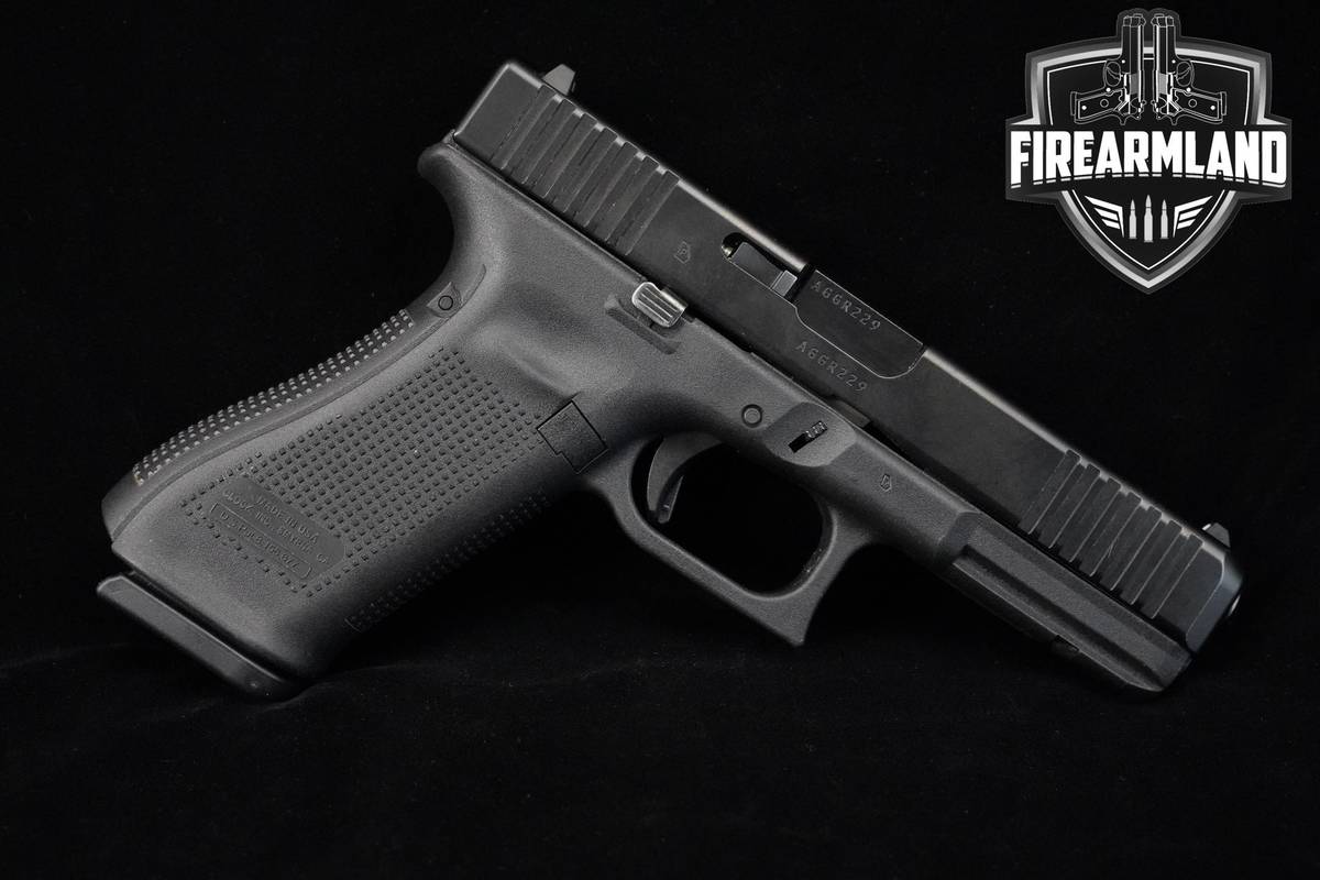 Glock 22 Gen5 40 S&W 4.4" Glock G22 G-22 Gen-5 +3 MAGS & ORIG CASE