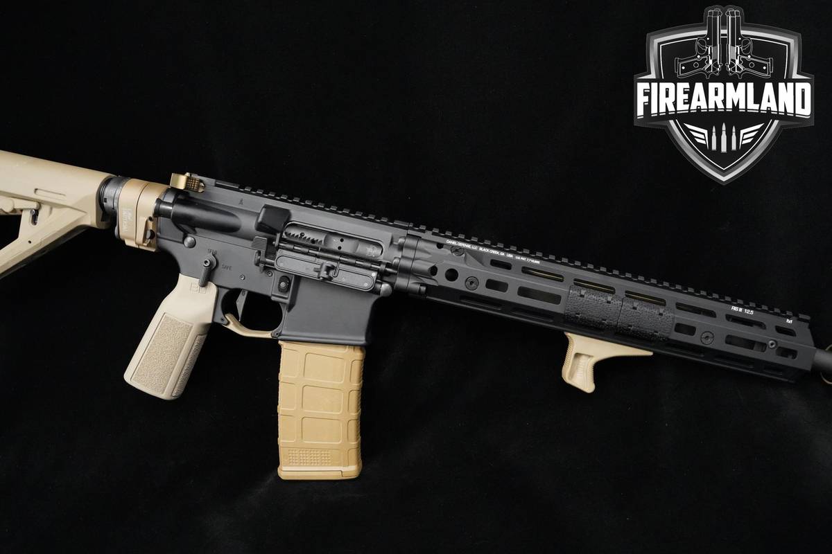 UPGRADES! Daniel Defense M4A1 RIII 5.56 M4A1-RIII Daniel-Defense LT FOLDER