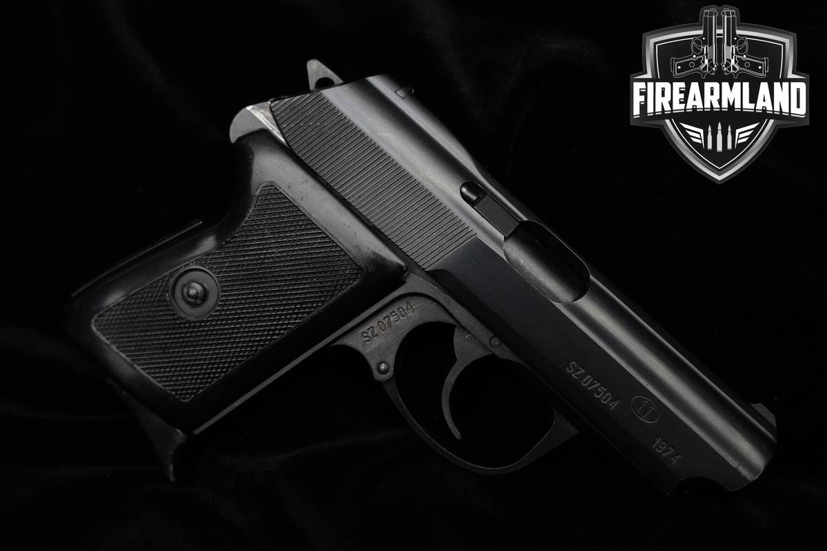 1974 Radom P-64 9x18mm Makarov 3.25" Blued P-64 Radom DA/SA