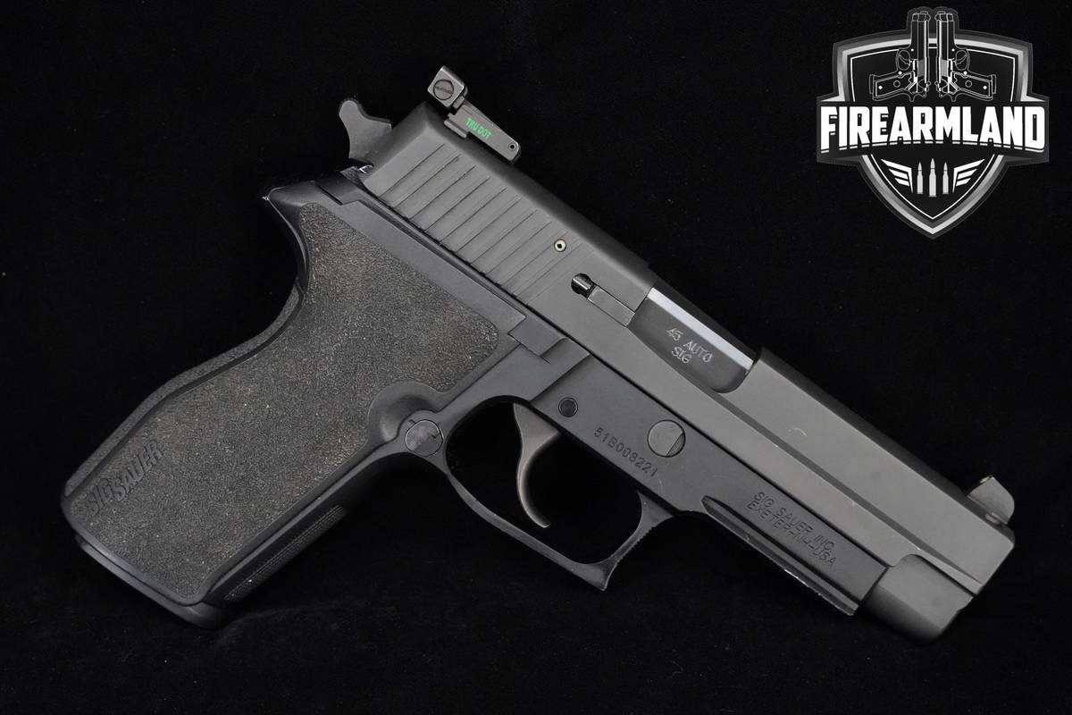 Sig Sauer P220 45 ACP 4.4" Nitron P220 P-220 SIG-P220+3 MAGS & ORIG CASE