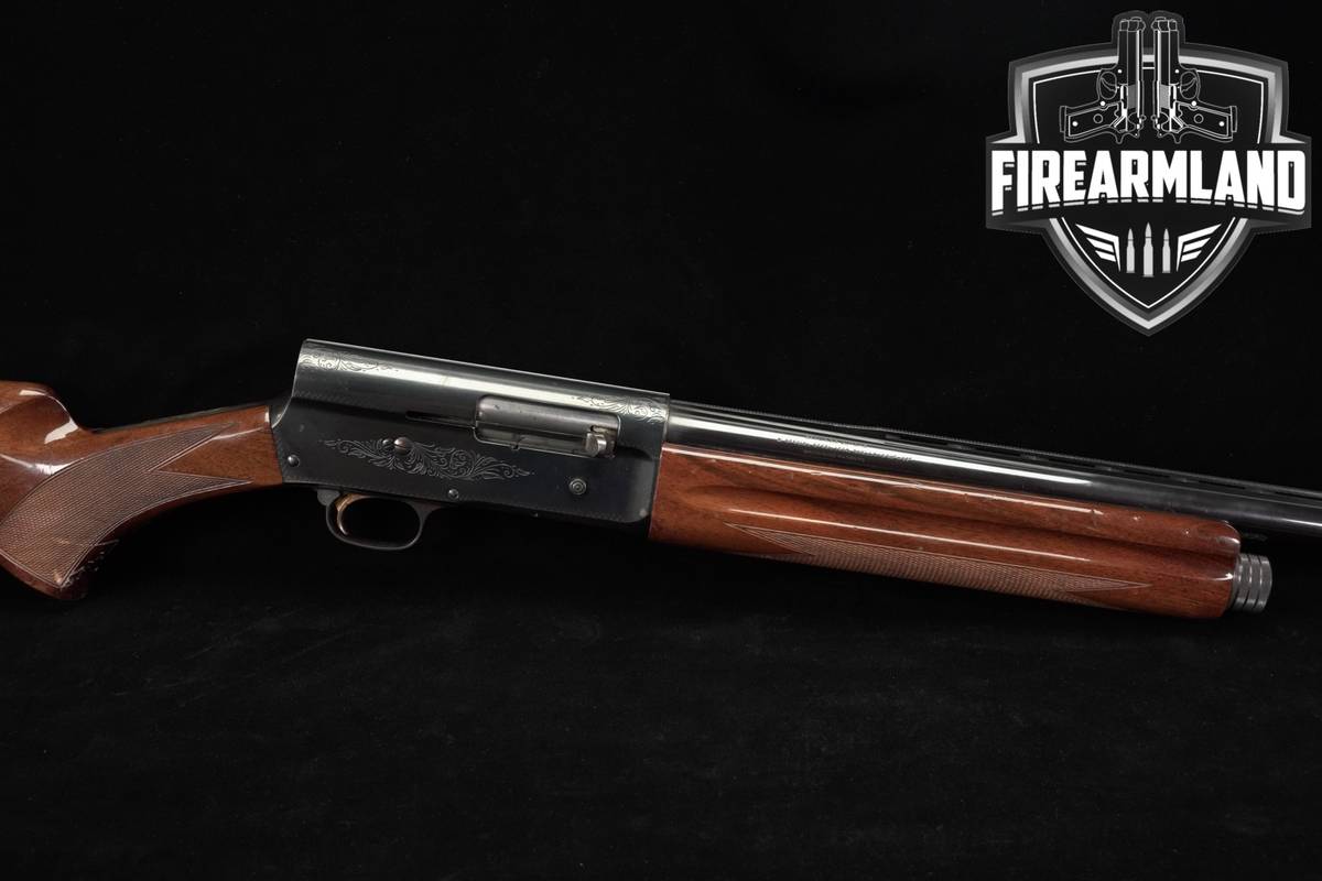 1985 Browning Auto-5 Light Twelve 12-Gauge 30" Blued & Walnut 2 3/4" A5