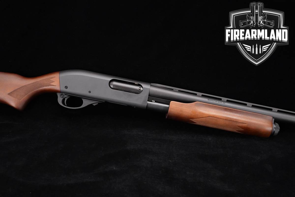 LIKE-NEW Remington Model 870 Express Hardwood 12-Gauge 28" Blued & Hardwood