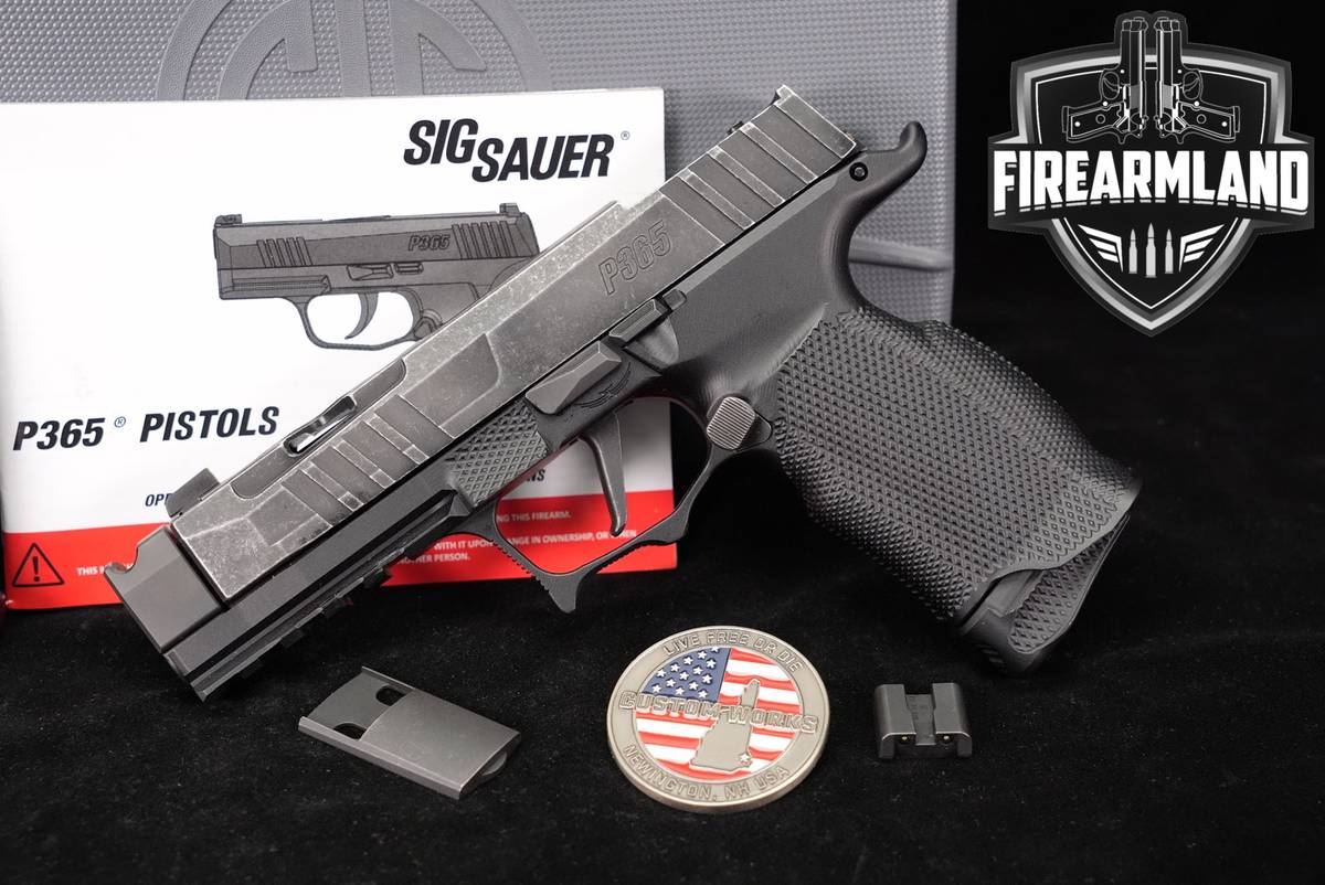 Sig Sauer P365XL Custom Works Spectre PMM COMP P-365 P365 +2 MAGS, ORIG BOX