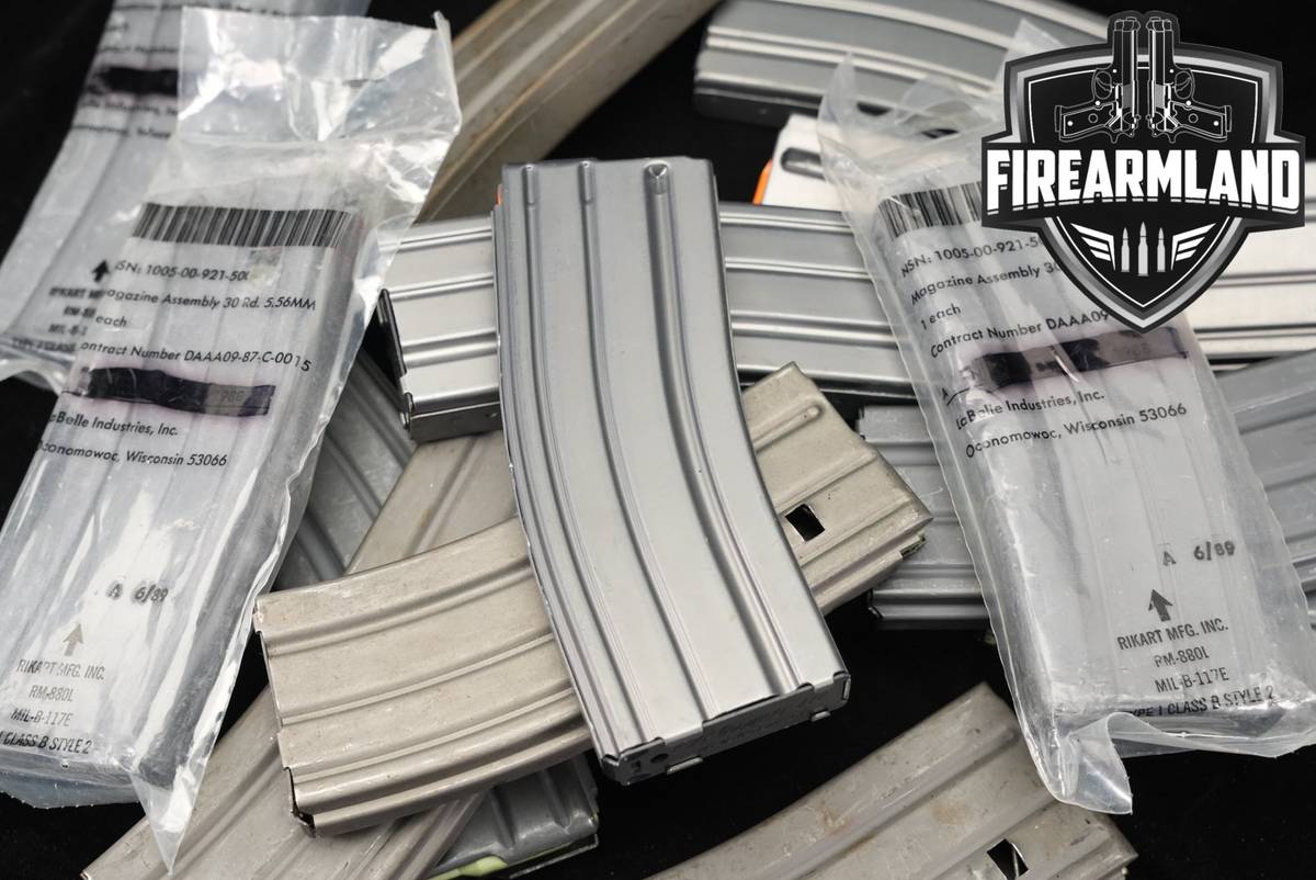 FIFTEEN (15) AR STANAG 30 Round Magazines 5.56mm AR15 Mags