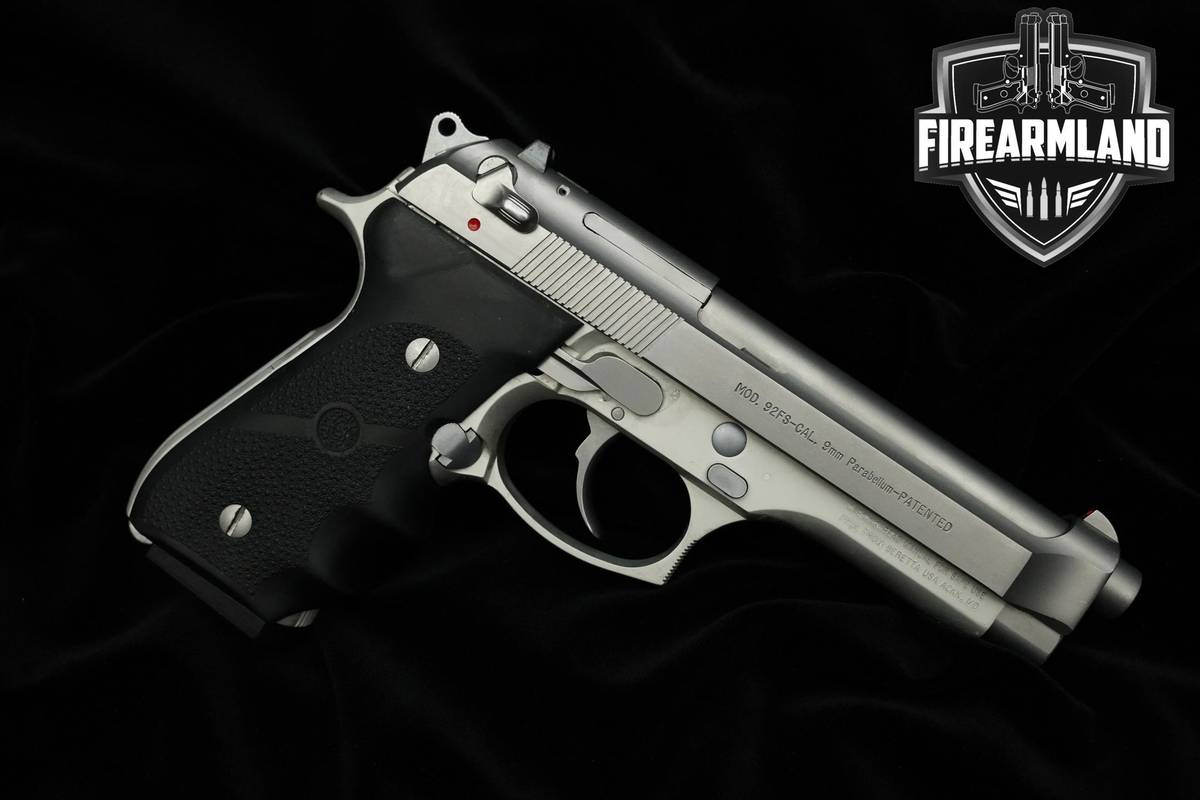 Beretta Model 92FS Inox 9mm 4.9" 92FS Beretta Inox 92-FS +3 MAGS & HOLSTER