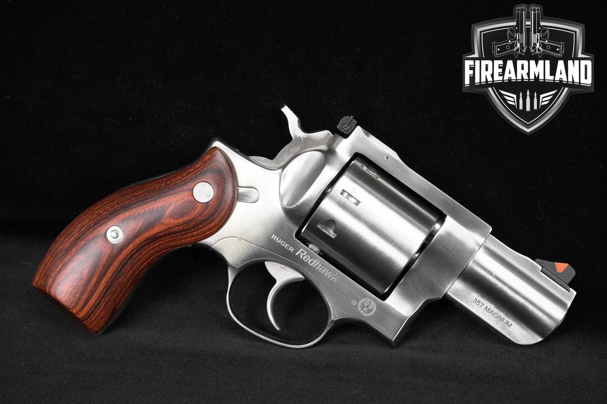 Ruger Redhawk 8-Shot 357 Magnum 2.75" Satin Stainless +ORIG CASE & HOLSTER