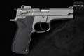 Smith & Wesson (S&W) Model 5906 Third Generation 9mm Luger Bead-Blasted Stainless in Good Condition Image 4