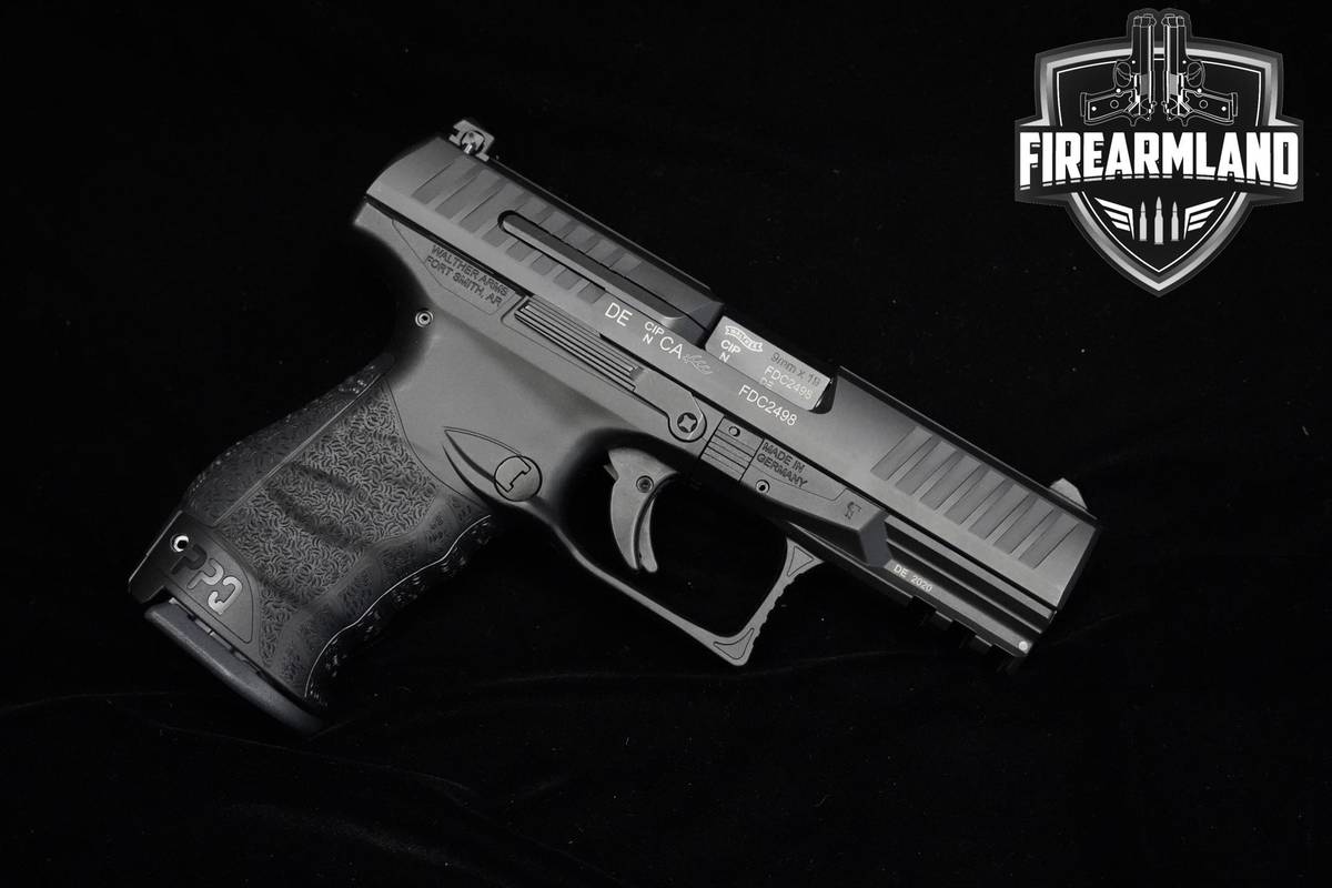 Walther PPQ M2 9mm 4" Walther +2 MAGS & ORIG CASE