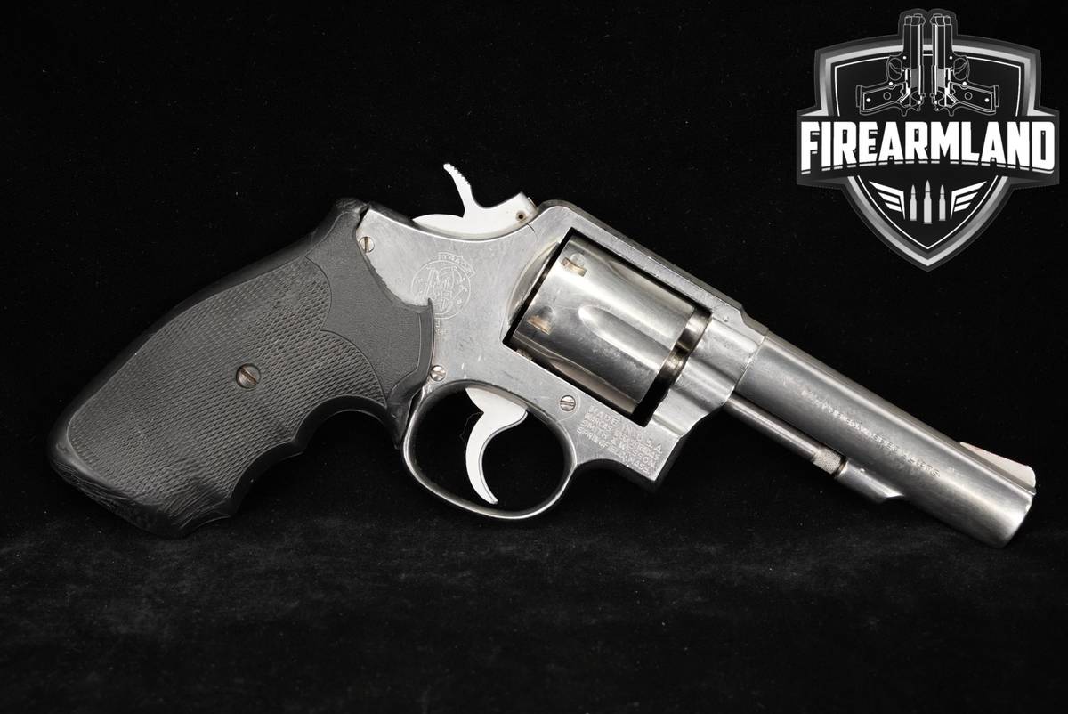 1979-1980 Smith & Wesson Model 64-3 S&W 38 Special 4" Brushed Stainless