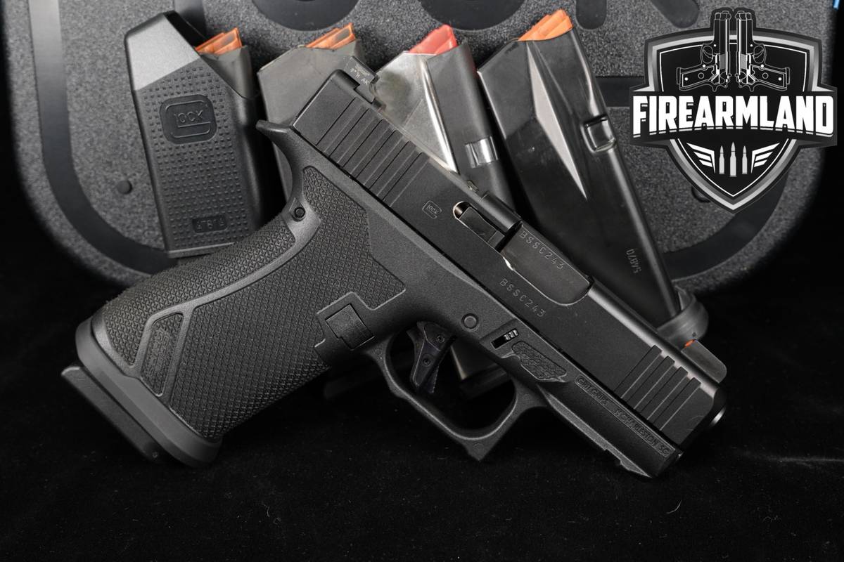 Glock 43X MOS G43X Grit Grips 9mm 3.41" +5 MAGS & ORIG CASE