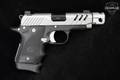 Kimber Micro 9 ESV 9mm Luger Two-Tone in Excellent Condition Image 3