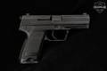 Heckler & Koch (H&K, HK) USP V1 .40 S&W Black in Good Condition Image 3