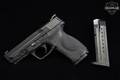 Smith & Wesson (S&W) M&P9 M2.0 9mm Luger Black in Very Good Condition Image 2