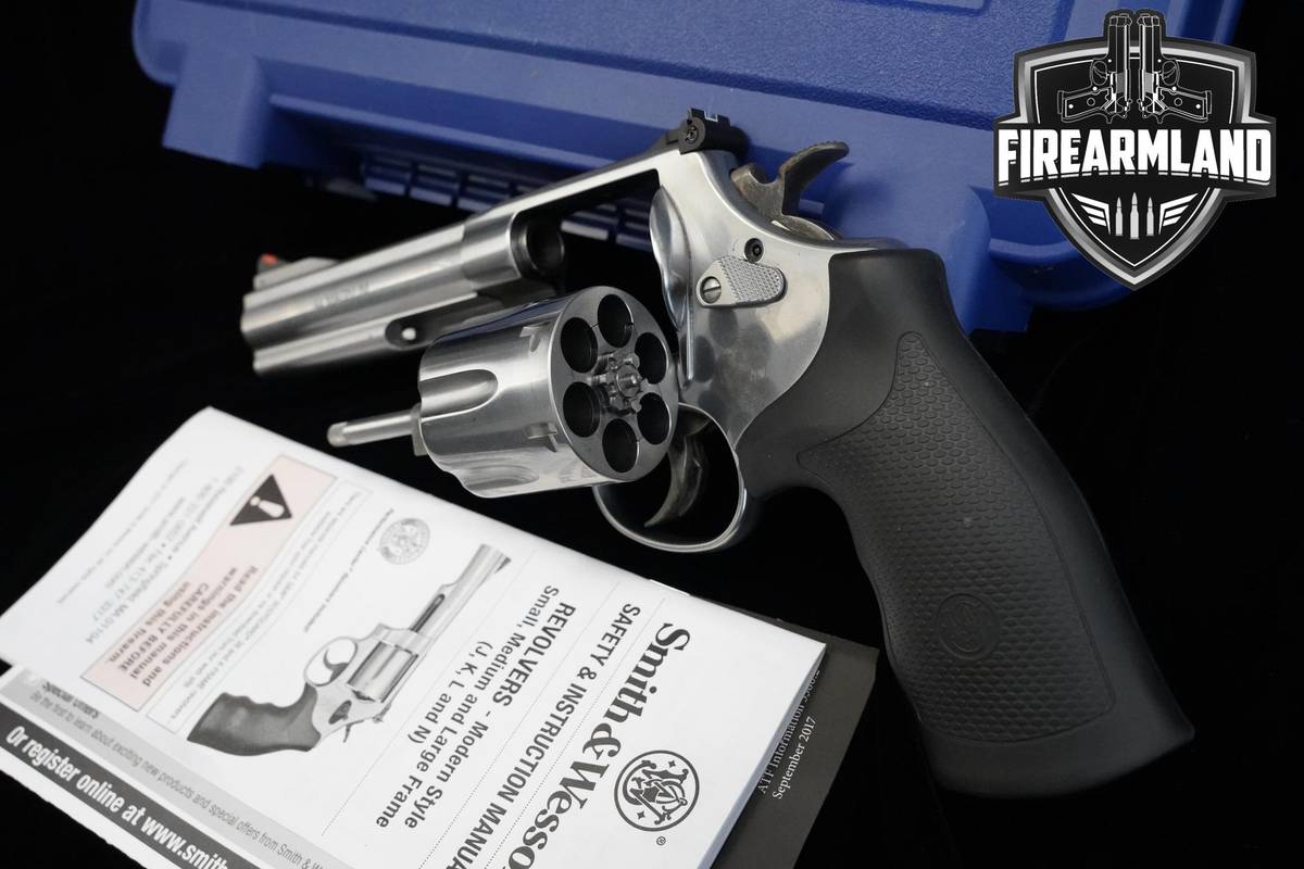 Smith & Wesson (S&W) Model 629 Classic 629-6 44 Magnum 5" S&W Classic DA/SA