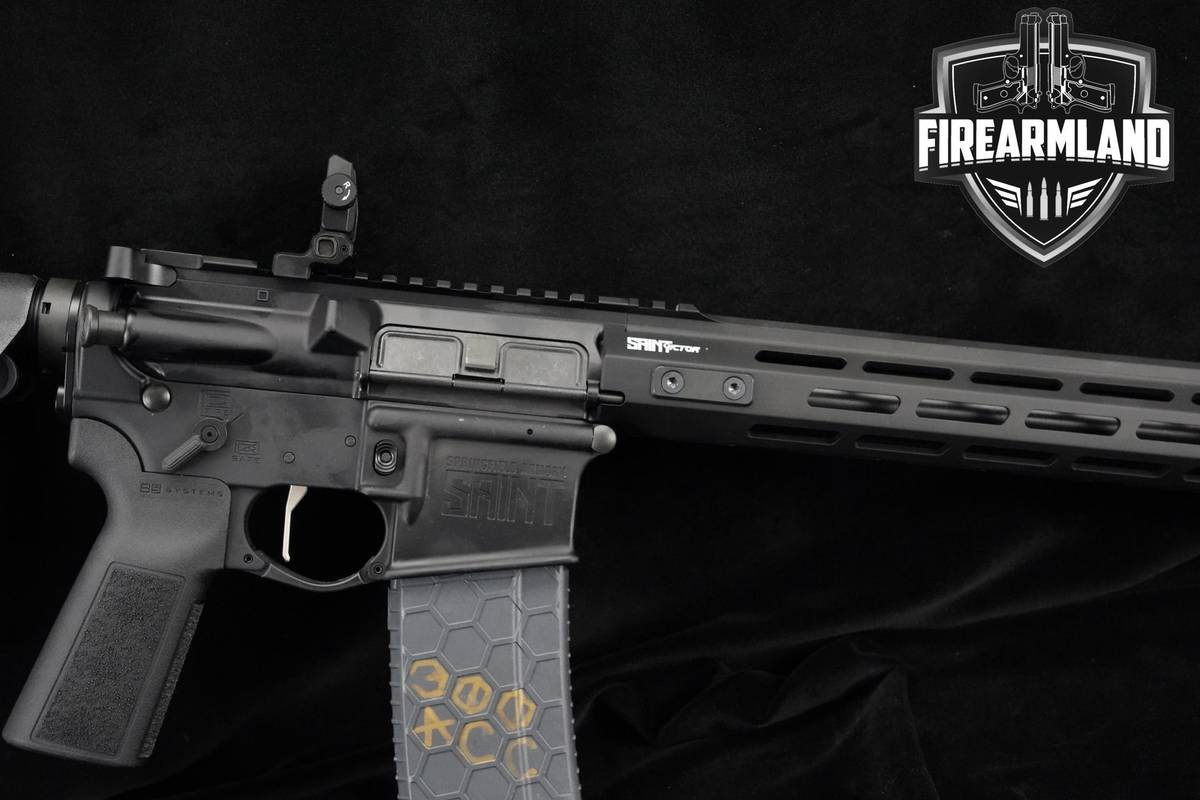 Springfield Armory Saint Victor AR-15 AR15 AR 16" AR-15-AR15 AR +ORIG CASE